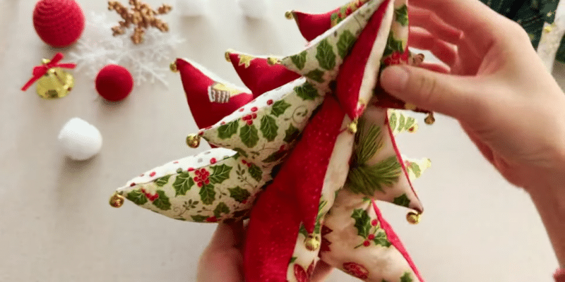 How to Sew a Christmas Tree | DIY Joy Projects and Crafts Ideas