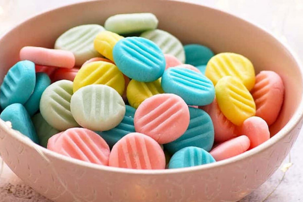 Old-Fashioned Cream Cheese Mints