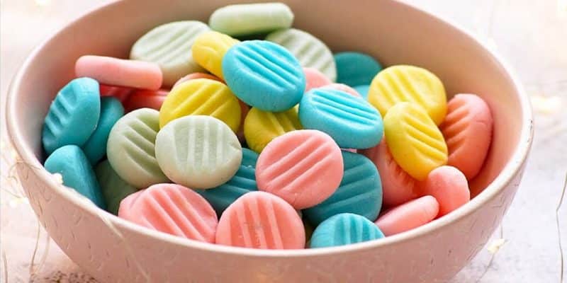 Old-Fashioned Cream Cheese Mints | DIY Joy Projects and Crafts Ideas