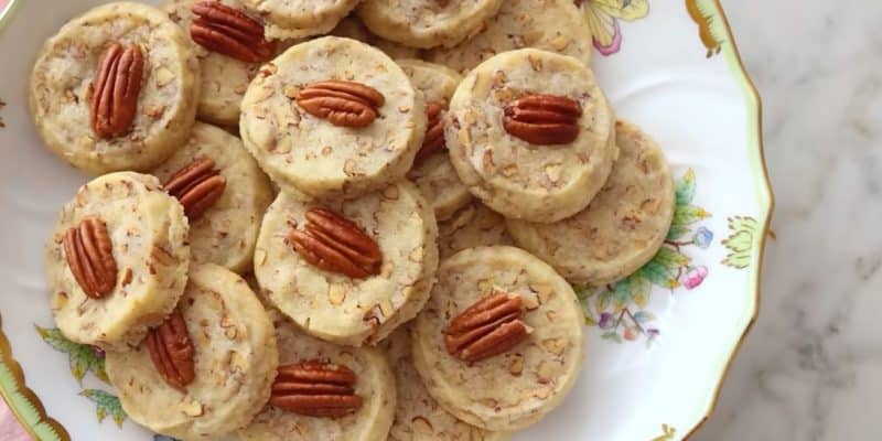 Pecan Sandies Recipe | DIY Joy Projects and Crafts Ideas