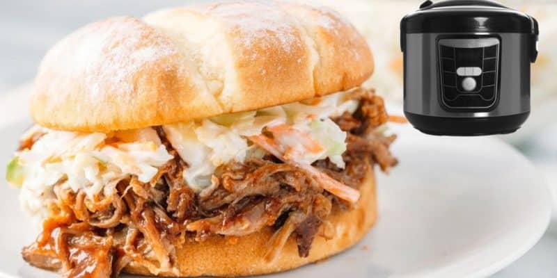 Slow Cooker BBQ Pulled Pork Recipe | DIY Joy Projects and Crafts Ideas