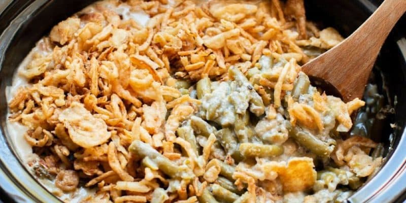 Slow Cooker Green Bean Casserole | DIY Joy Projects and Crafts Ideas