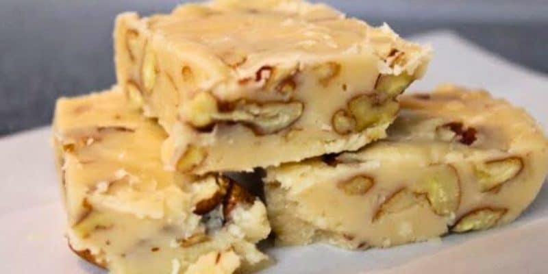 Southern Butter Pecan Fudge | DIY Joy Projects and Crafts Ideas