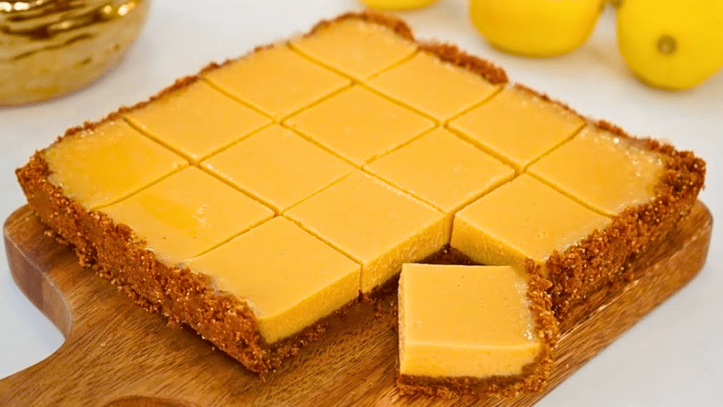 Easy Creamy Lemon Bars Recipe
