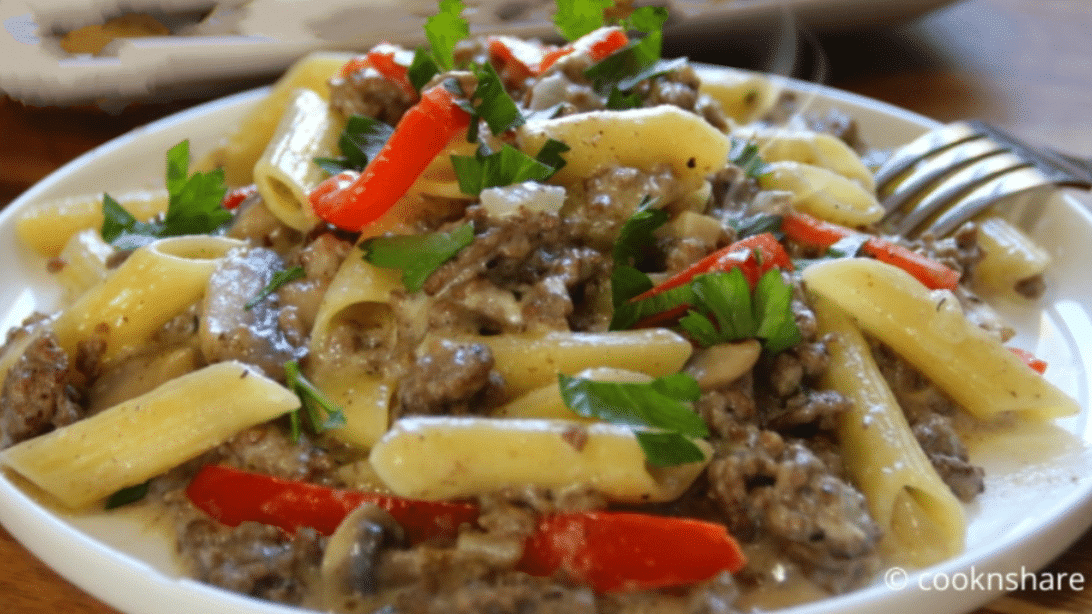 Easy Philly Cheesesteak Pasta Recipe - DIY Joy