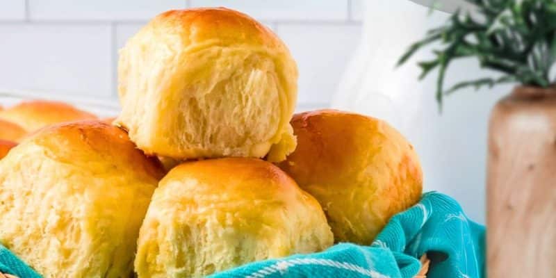 How to Make Hawaiian Sweet Rolls | DIY Joy Projects and Crafts Ideas