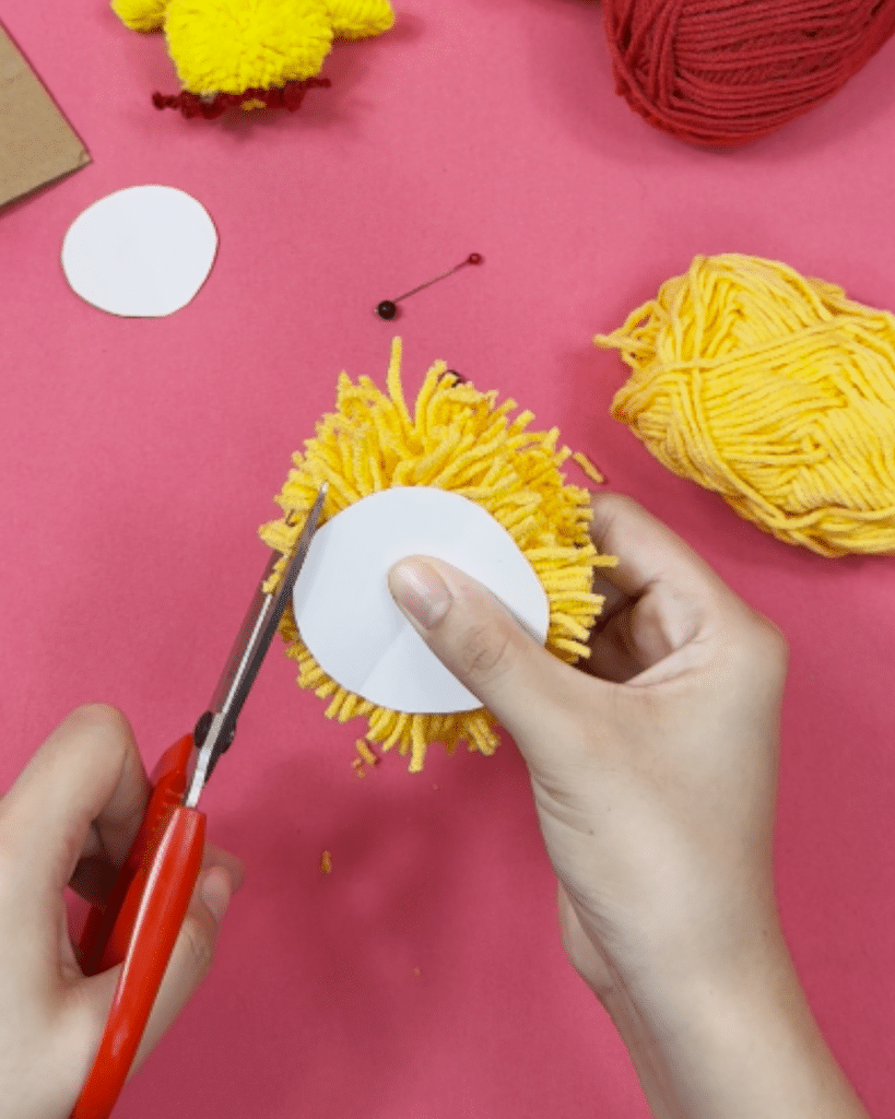 Decoration Idea Using Yarn