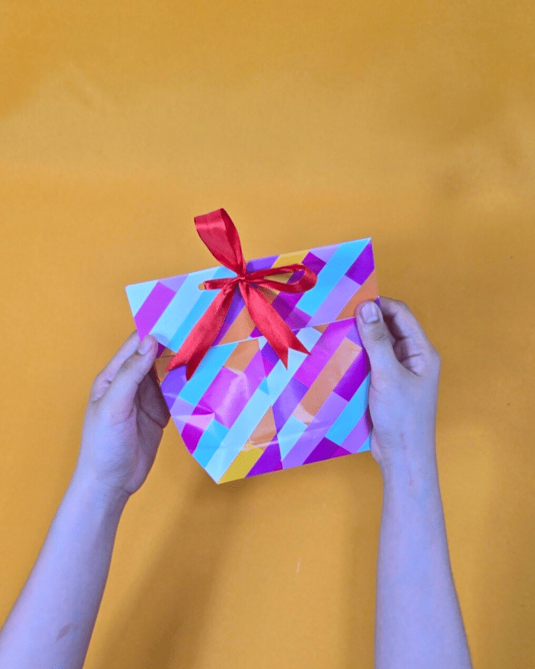 How to Make a Gift Bag from Wrapping Paper - DIY Joy