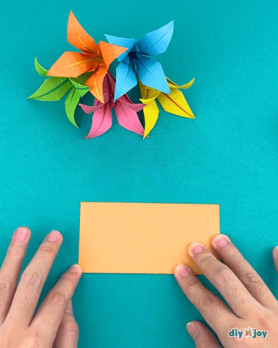 How to Make a Paper Lily - DIY Joy
