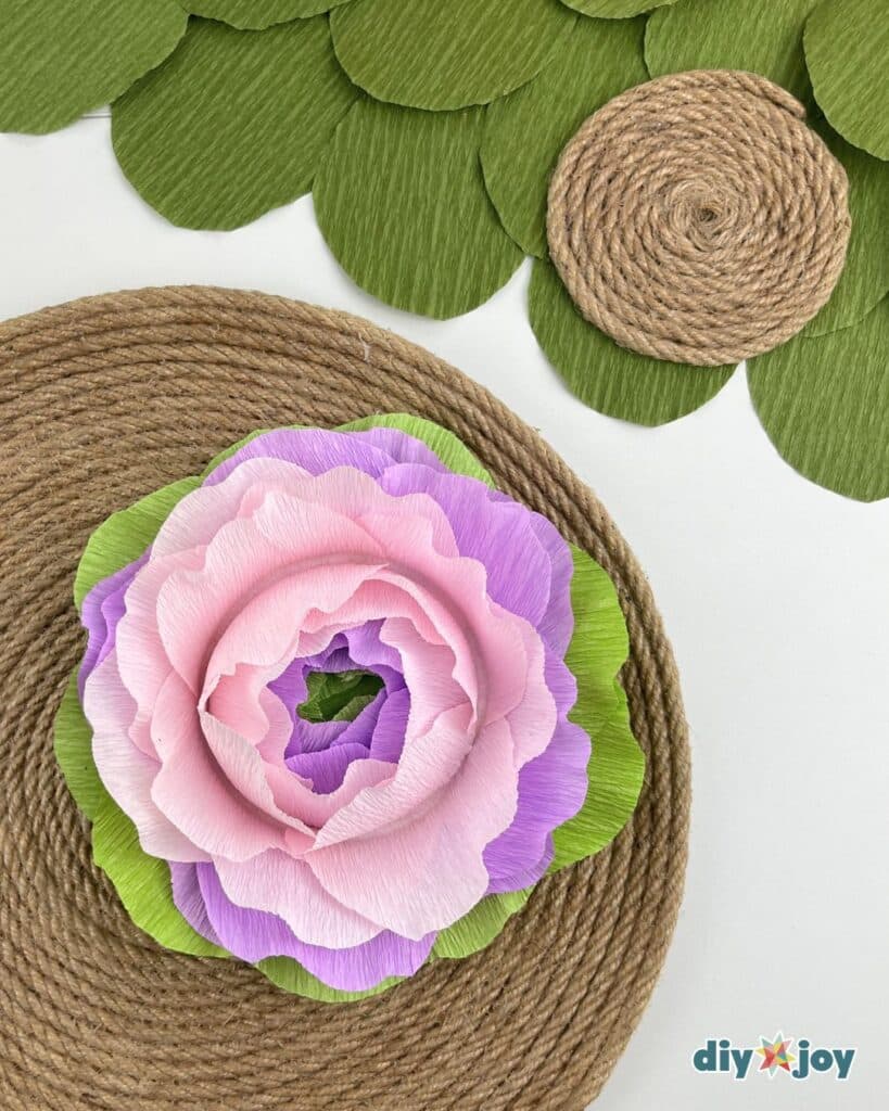Crepe paper flower tutorial