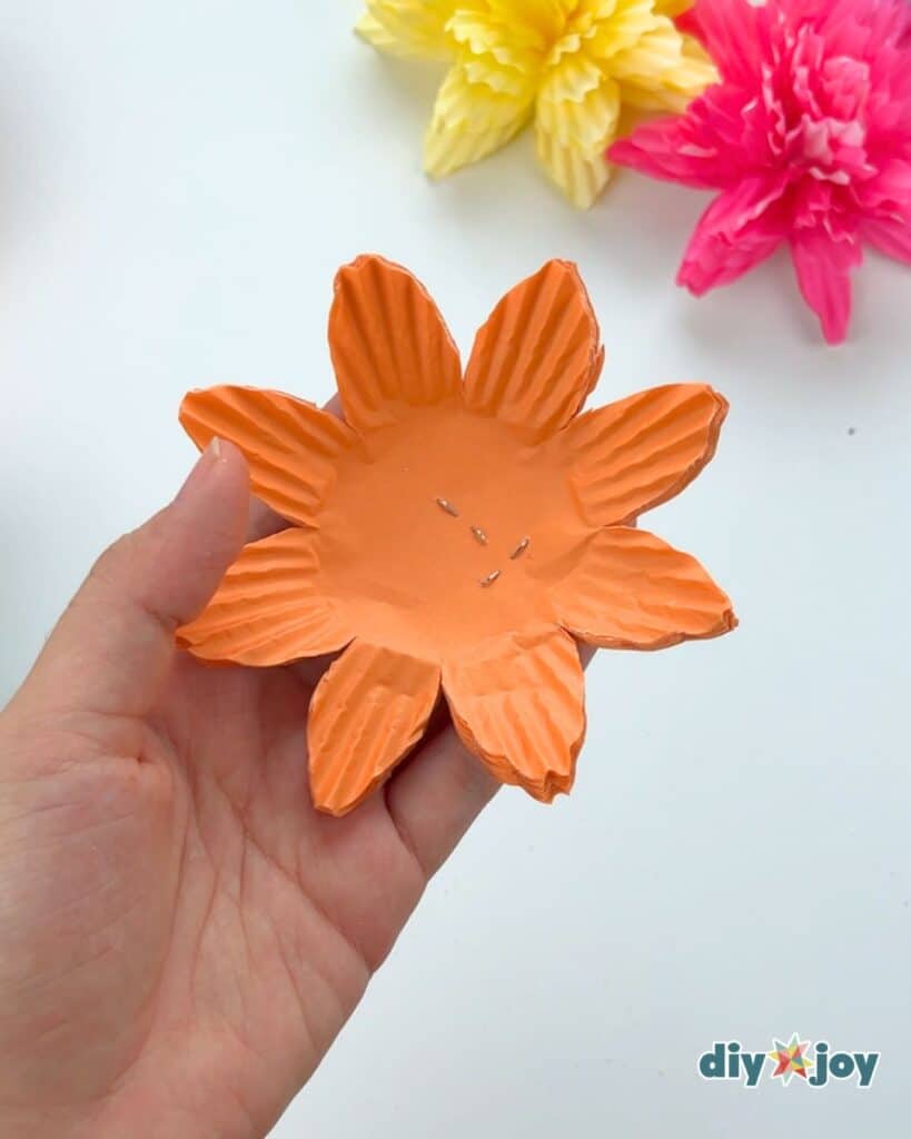 How to turn cupcake liners into paper flowers
