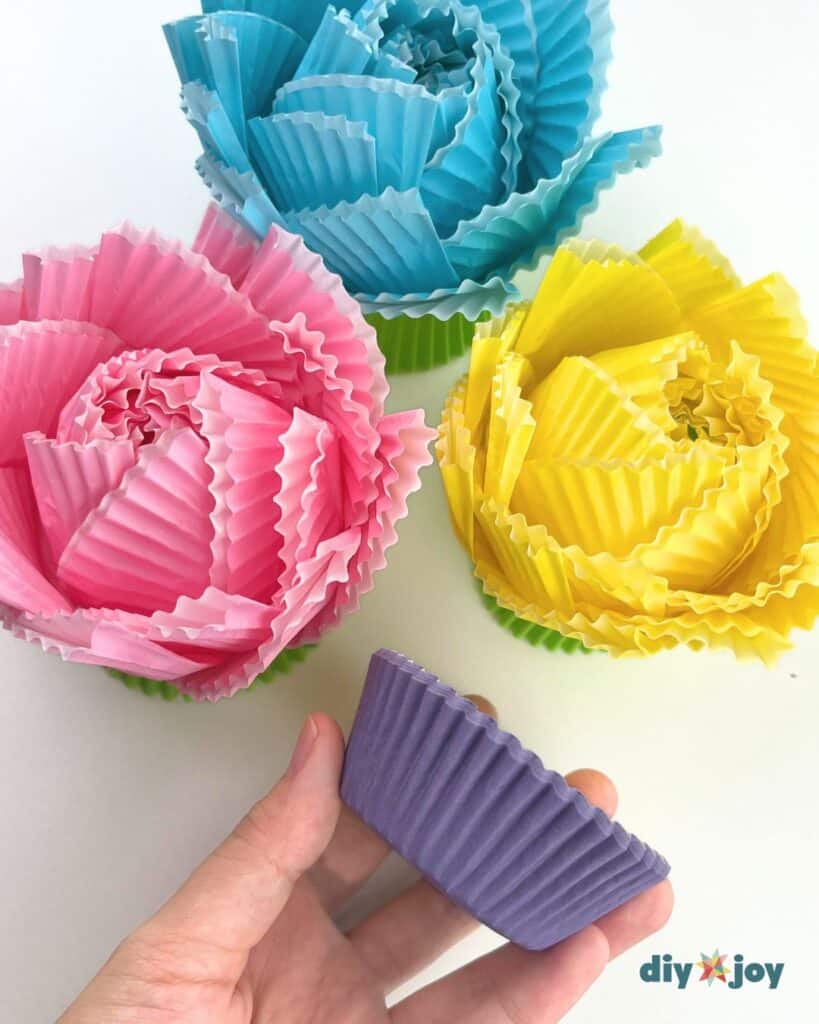 easy paper roses tutorial