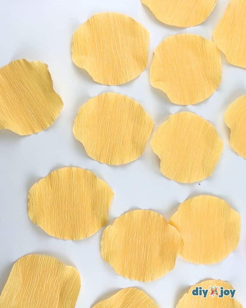 how to make flowers out of paper