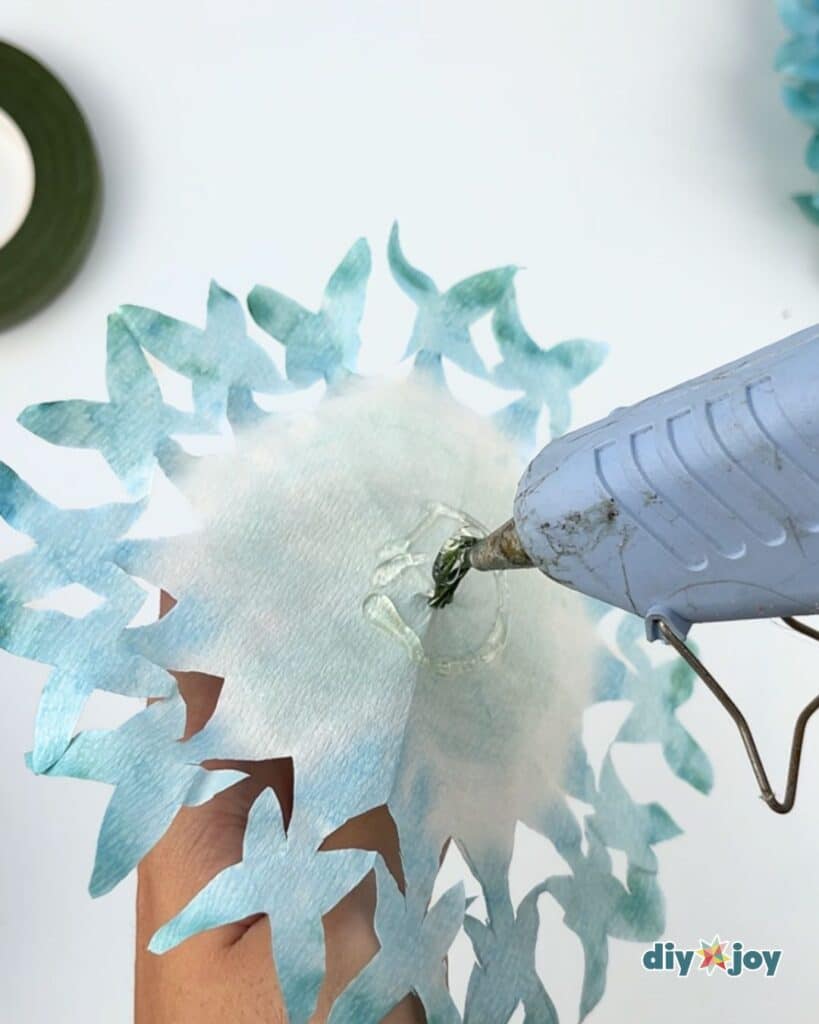 how to make flowers using coffee filters