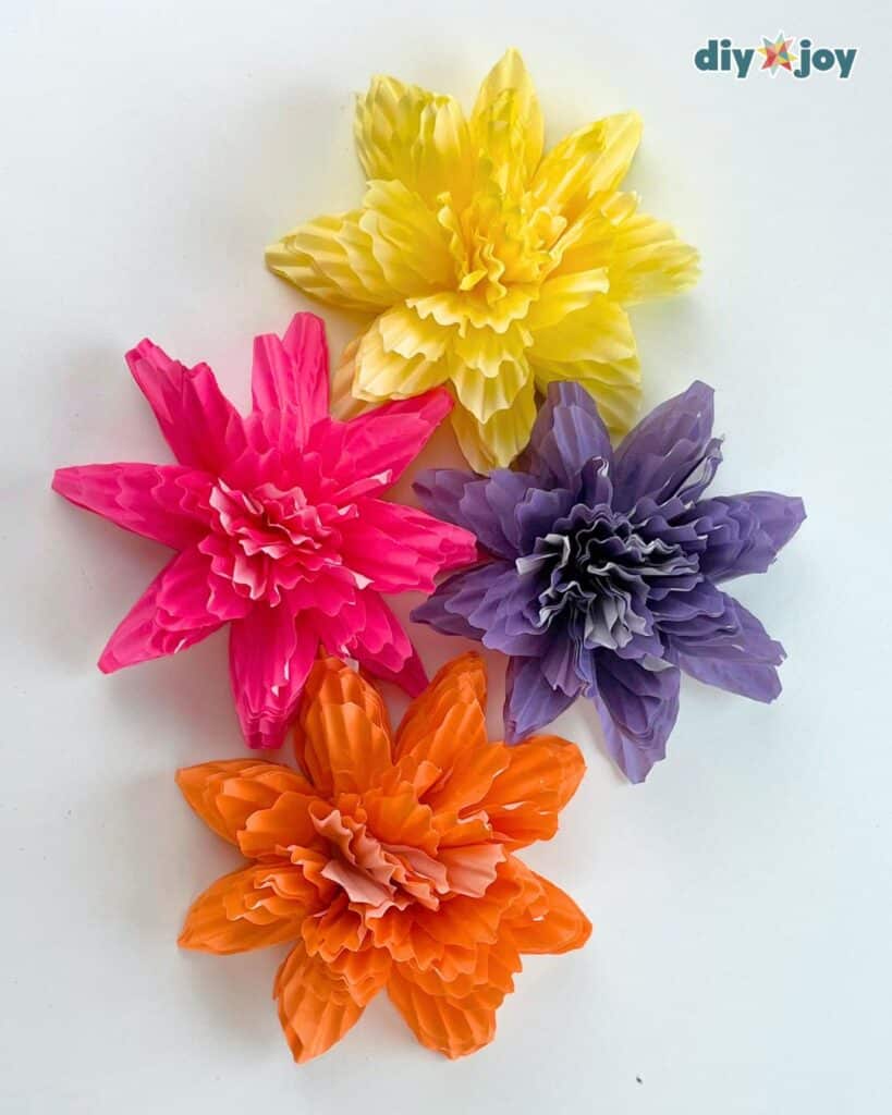 paper flowers DIY tutorial