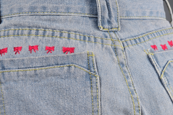How to Embroider Bows on Jeans