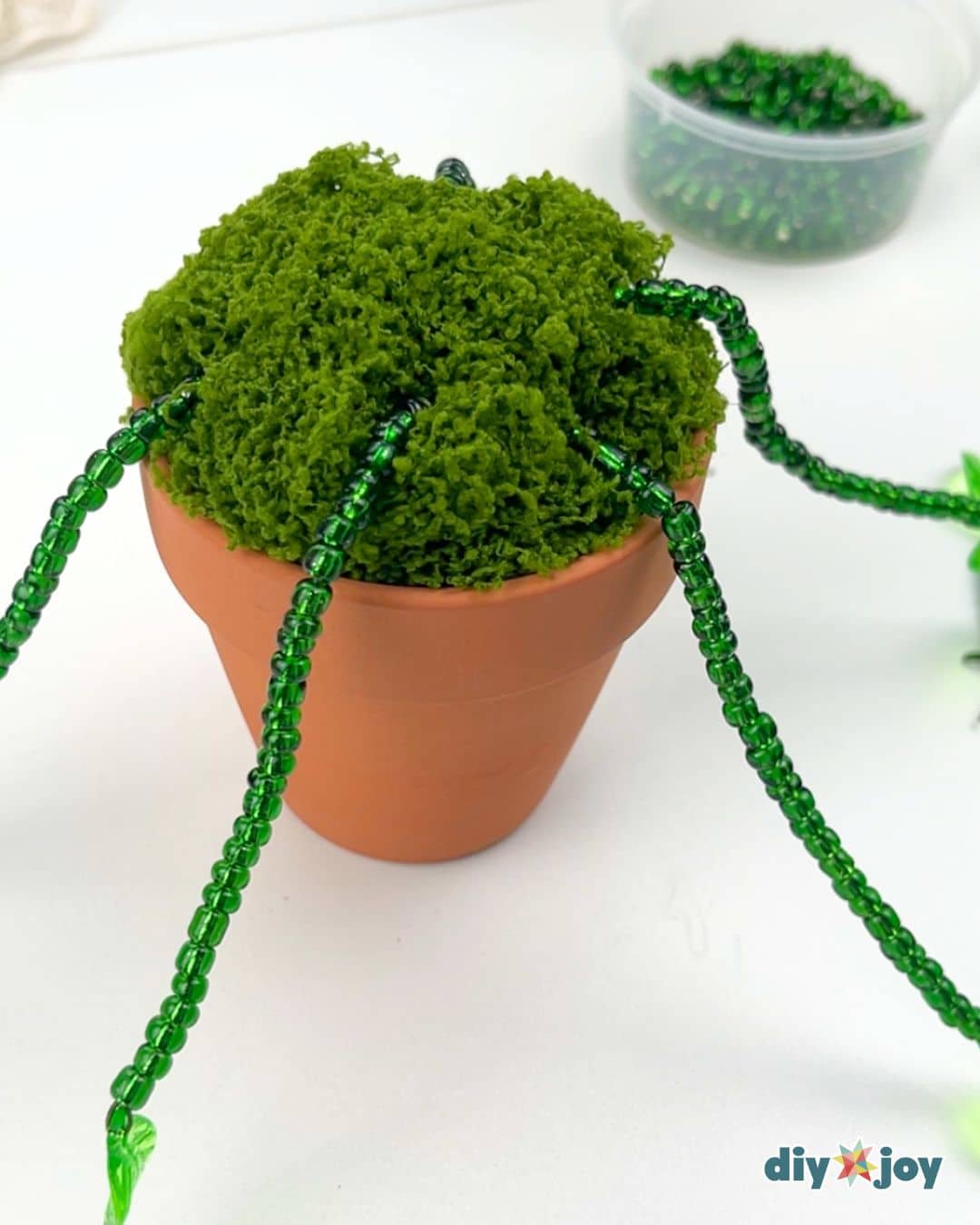 beaded plant desk decoration tutorial
