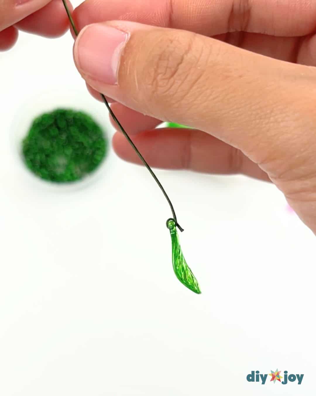 leaf beads