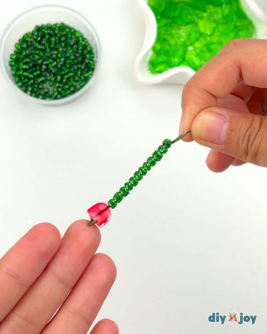 make small beaded plant for office