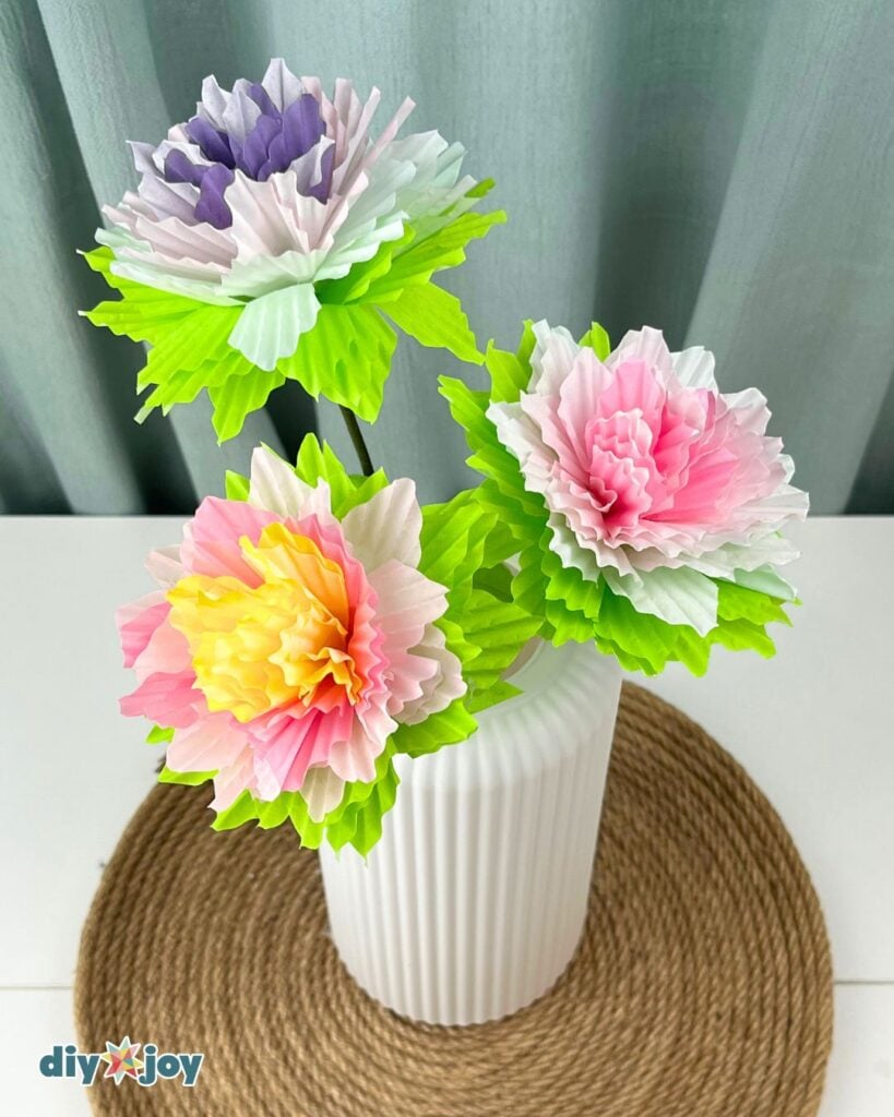 Easy Craft ideas at home using cupcake liners