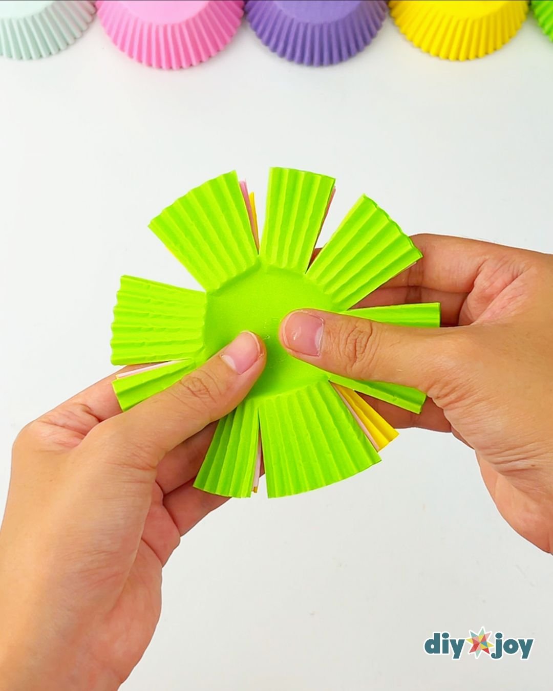 easy craft ideas using cupcake liners