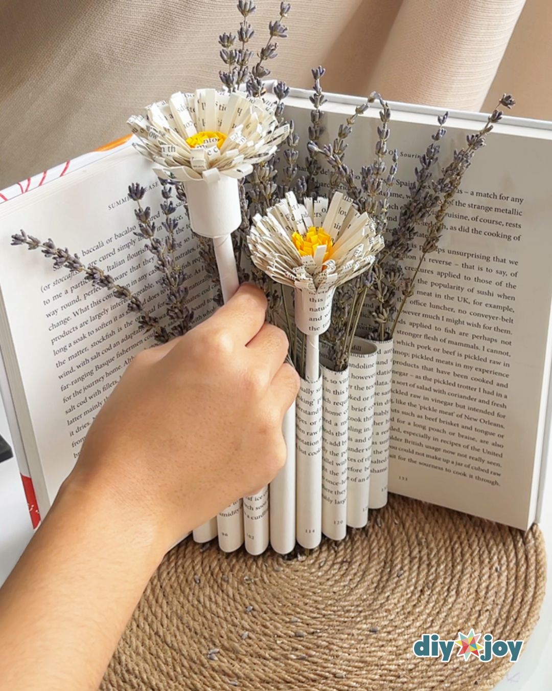 DIY book flower vase tutorial
