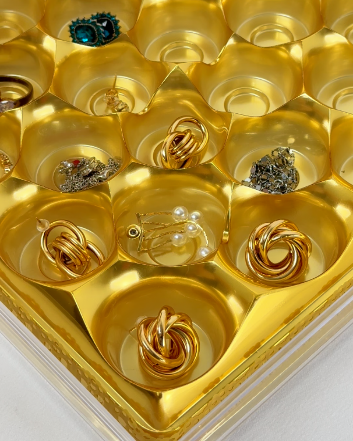 Easy Upcycled Jewelry Box