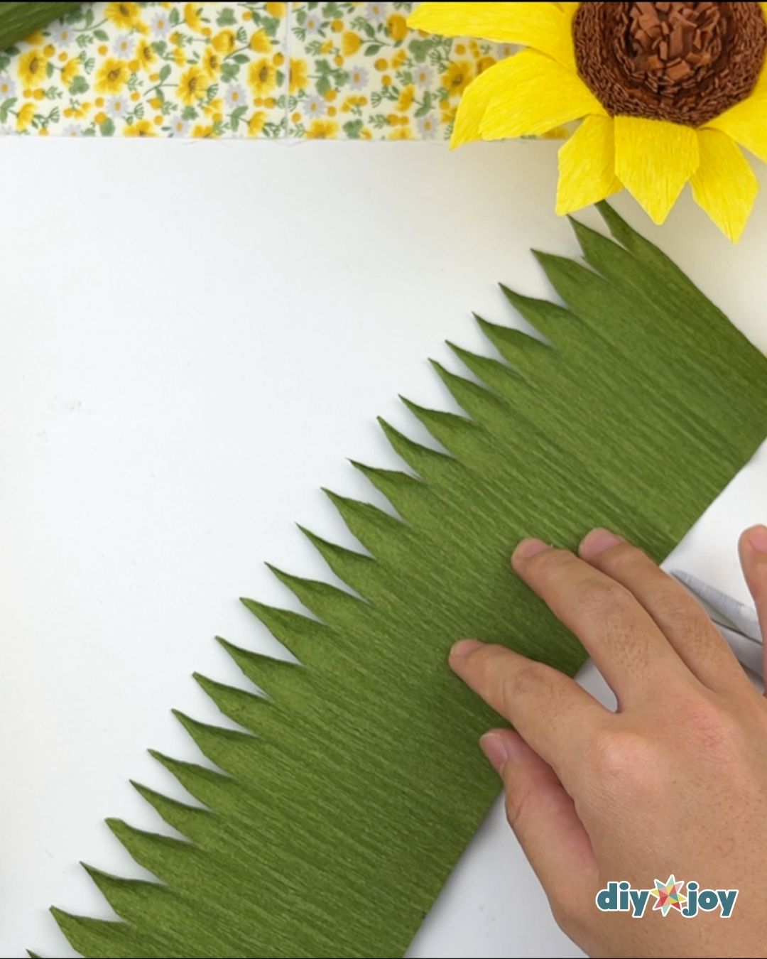 step by step crepe paper sunflower tutorial