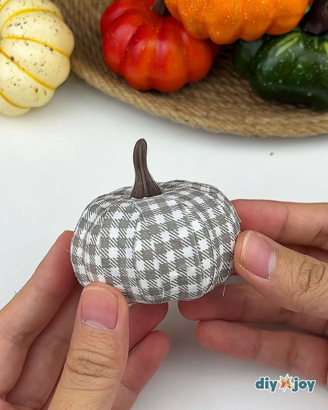 diy fabric pumpkin