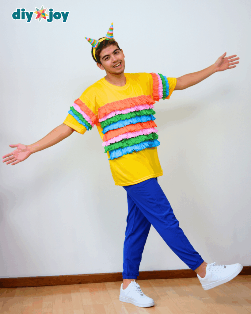 Simple and Inexpensive Last-Minute Halloween Costume Idea