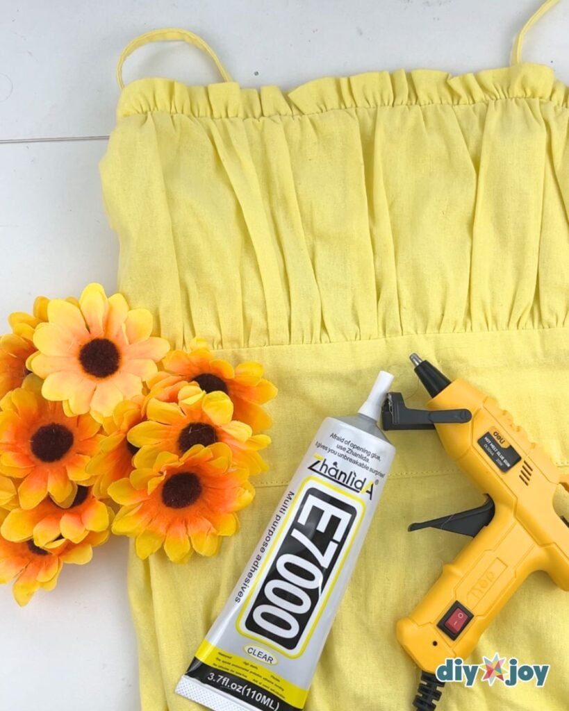 Sunflower costume materials