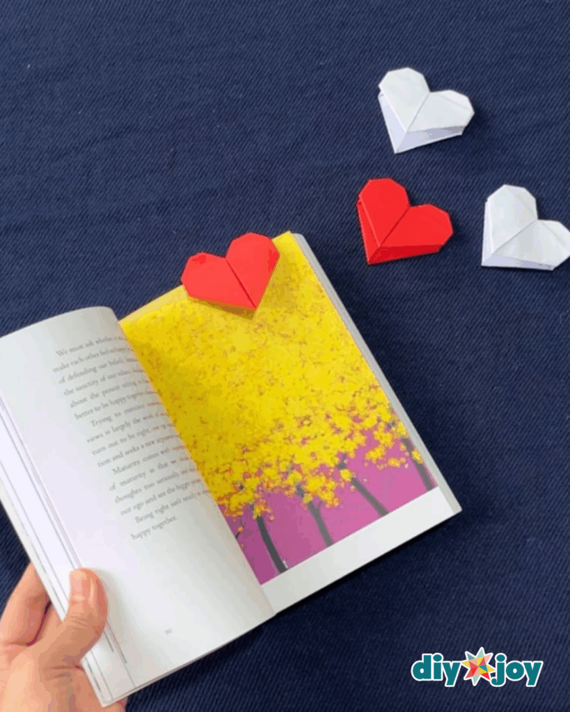 Simple Origami Heart Bookmark