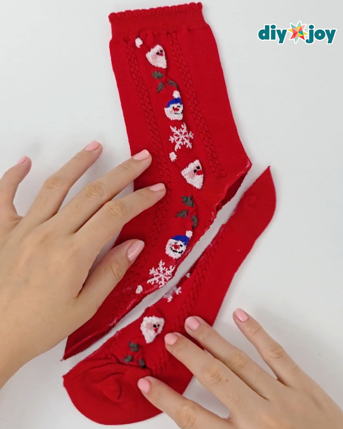 DIY Santa Wine Bottle Gift Idea