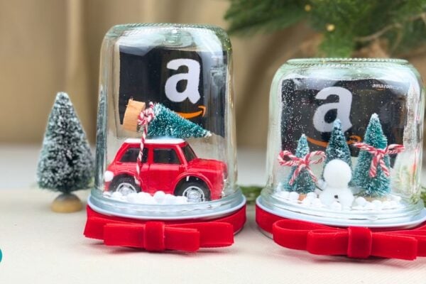 DIY Snow Globe Gift Card Holder With Mason Jars
