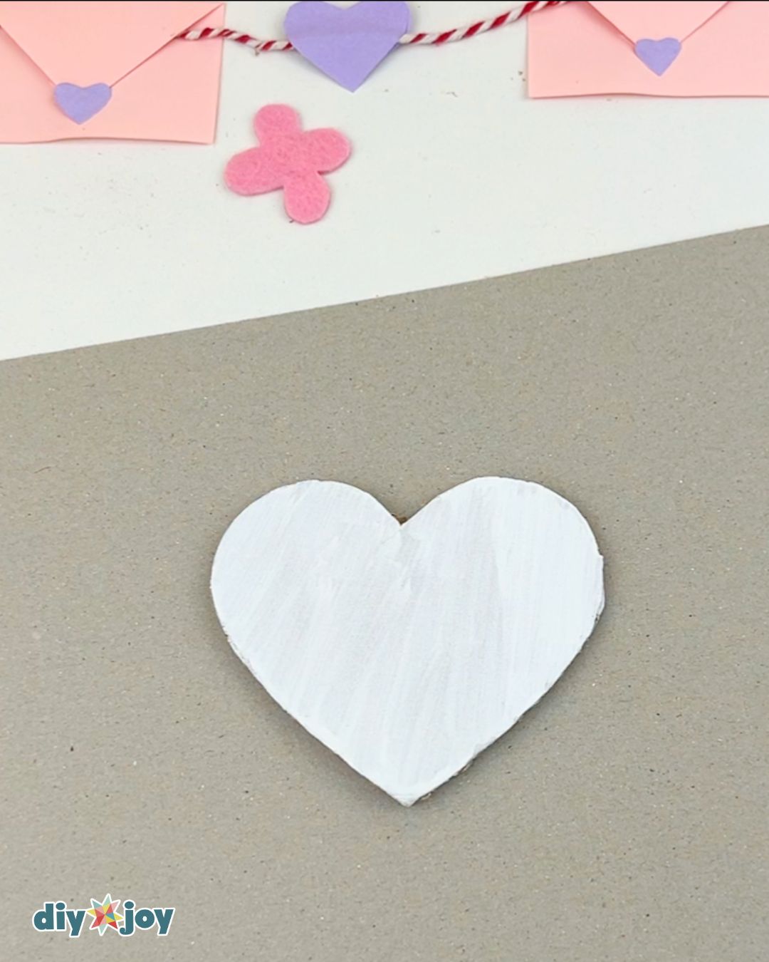 Budget-friendly Valentine decorations