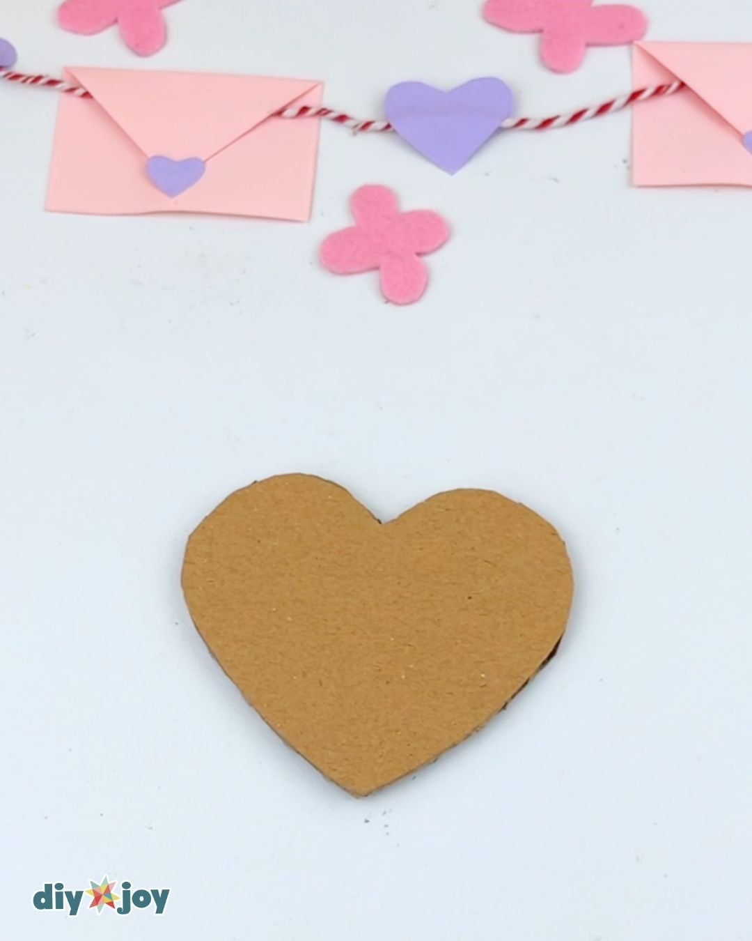 Easy Valentine cardboard craft