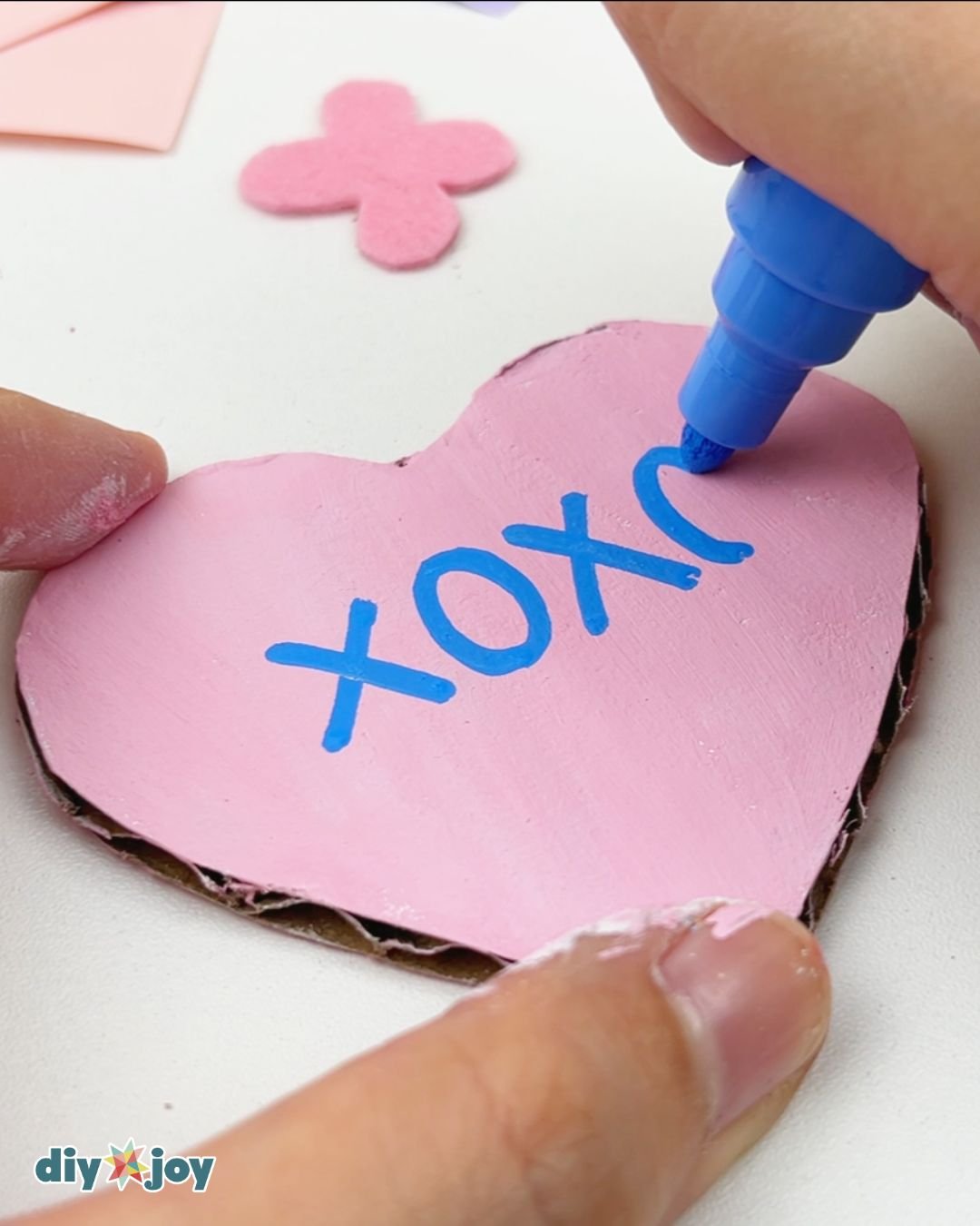 How to make cardboard conversation hearts