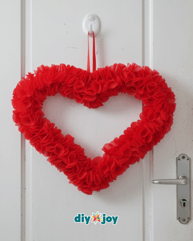 Simple DIY Heart Wreath Made with Eco Bags