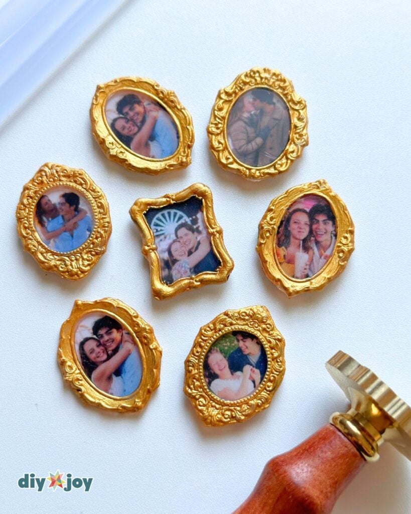 hot glue photo frames