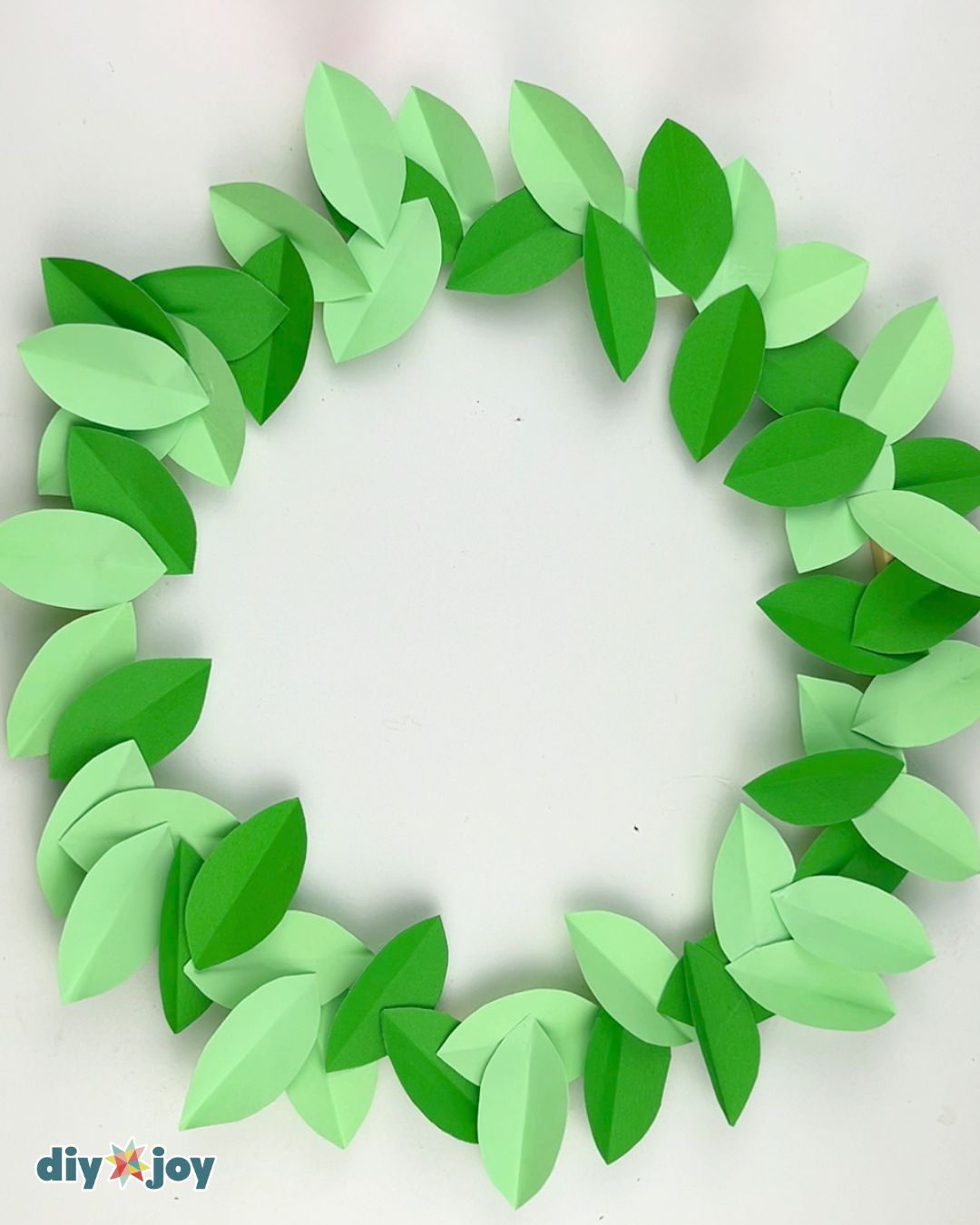 paper wreath tutorial