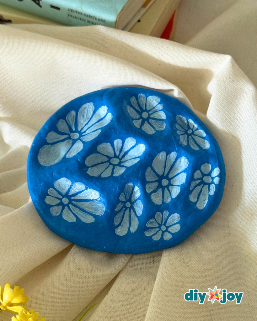 Cute Pebble Design Clay Dish