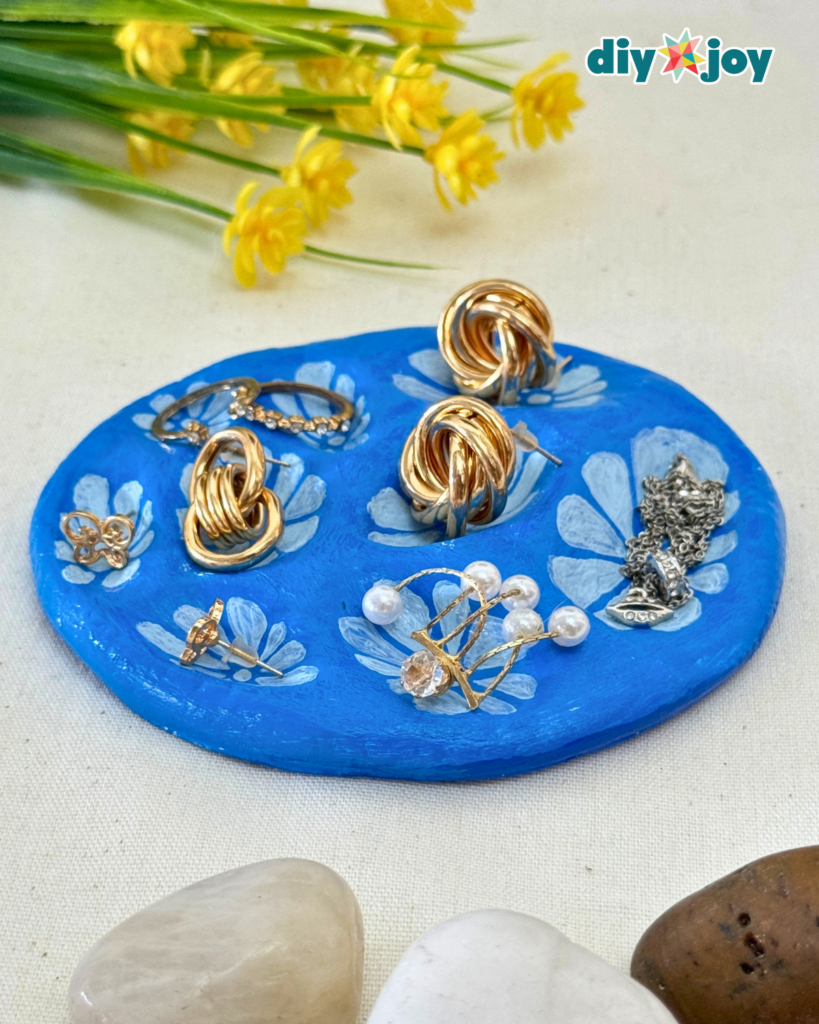 Easy DIY Pebble Design
