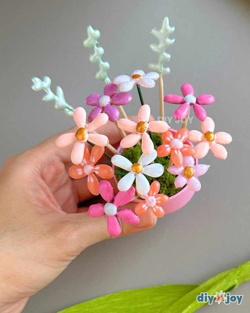 Hot glue flower step by step