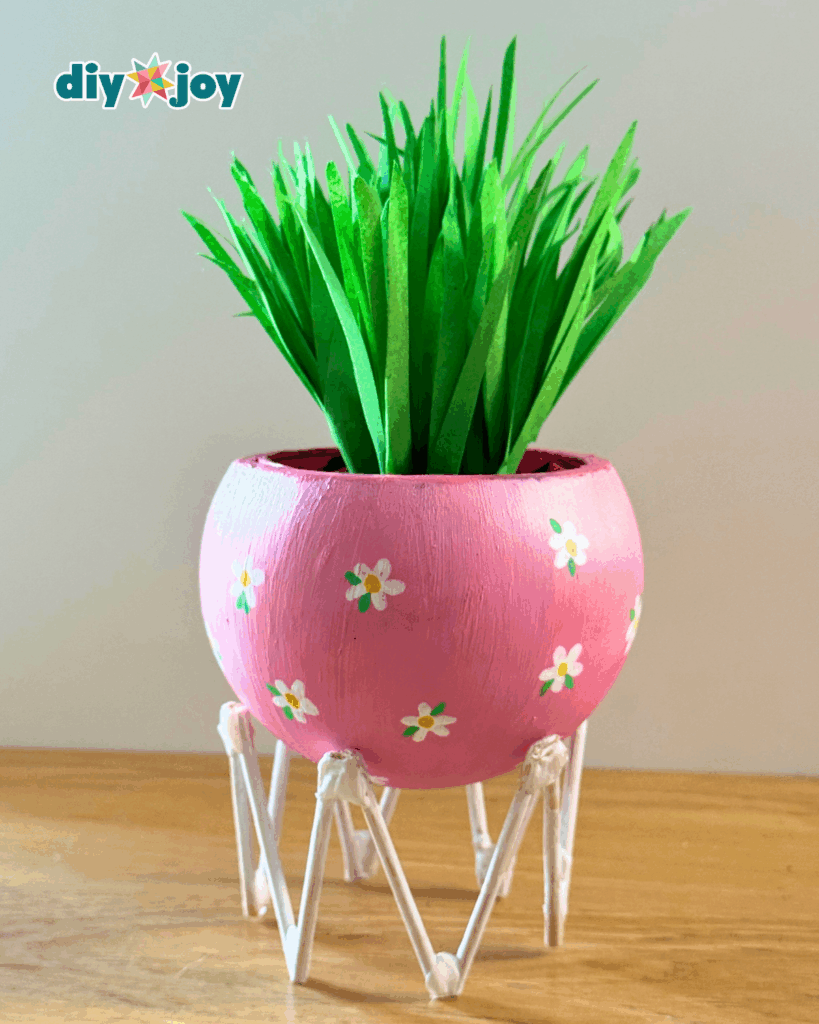 Light Bulb Planter for Beginners