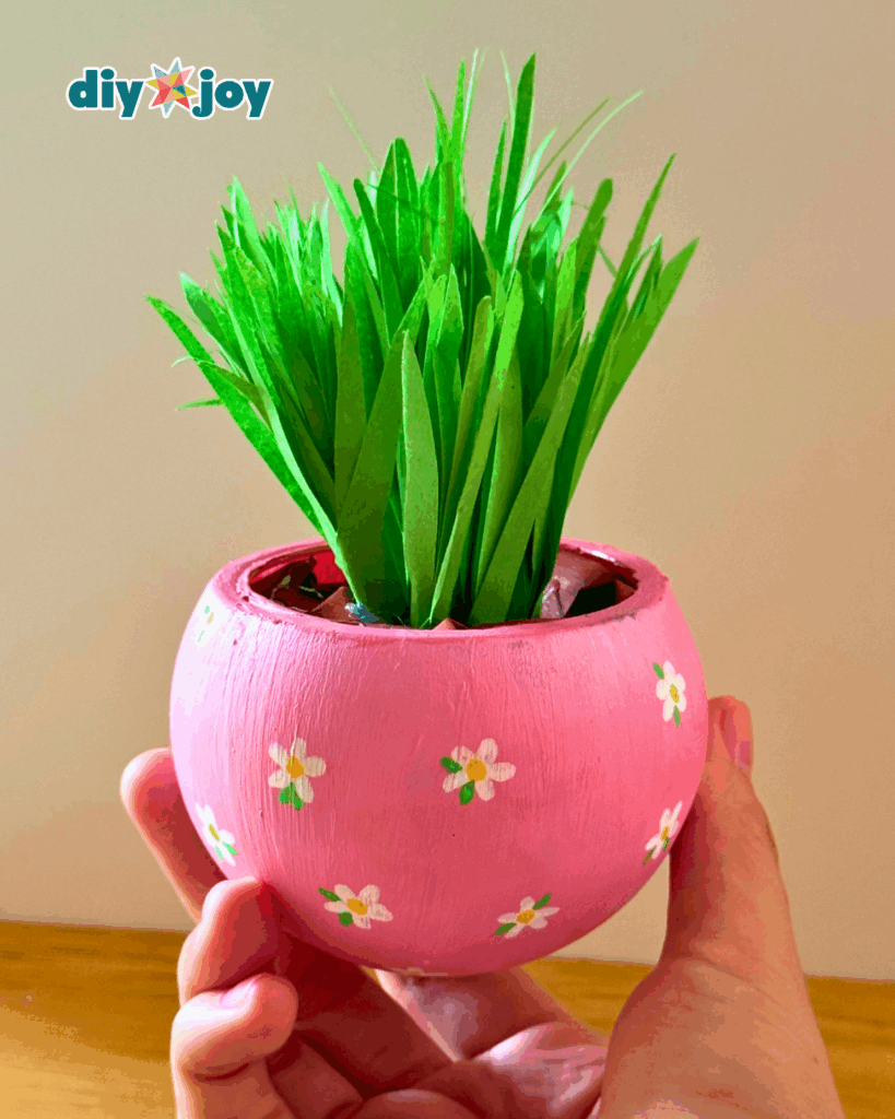 Simple Light Bulb Planter