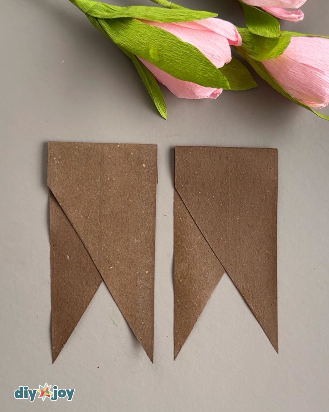 DIY banner using toilet paper rolls