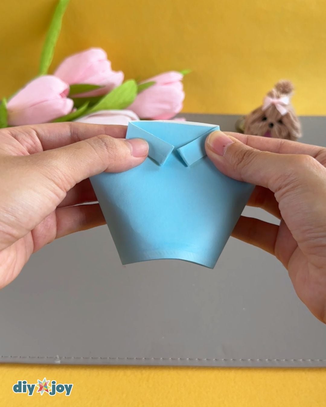 DIY shirt gift box