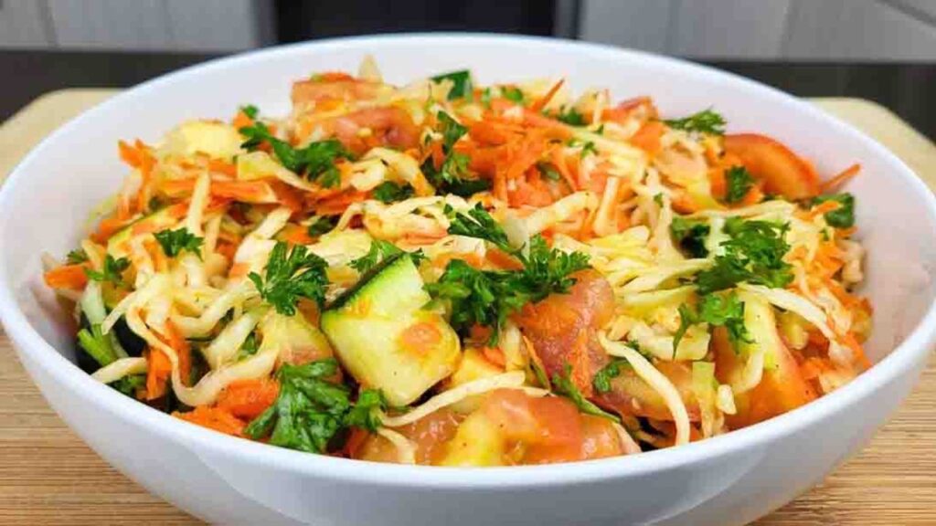 10-Minute Cabbage Salad, homemade and freshly served