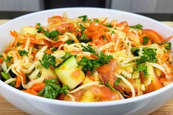 10-Minute Cabbage Salad, homemade and freshly served