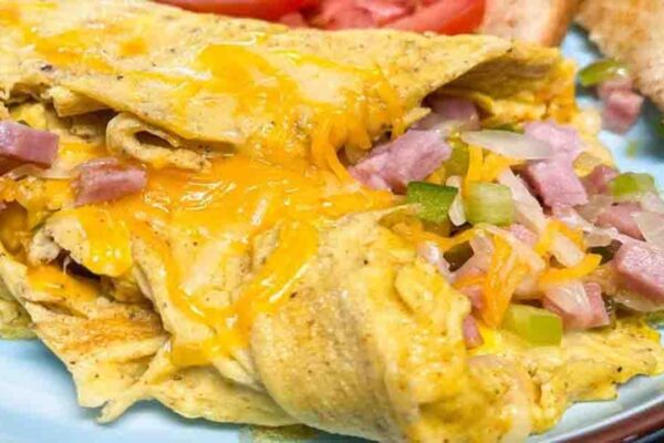 3-Egg Denver Omelet, homemade and freshly served